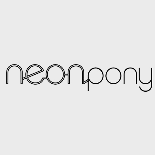 Neonpony Simone Maurer